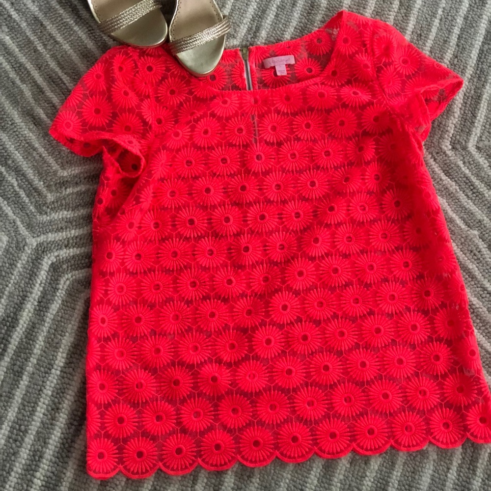 NWOT Lilly Pullitzer Floral Stitched Top w/Scallop